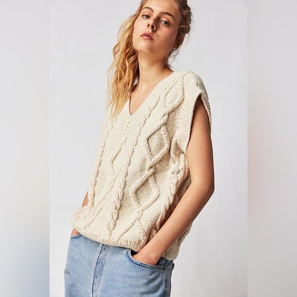 NWT Free People The Knotty Ones Alpaca Wool Laime Cable Knit Sweater Vest